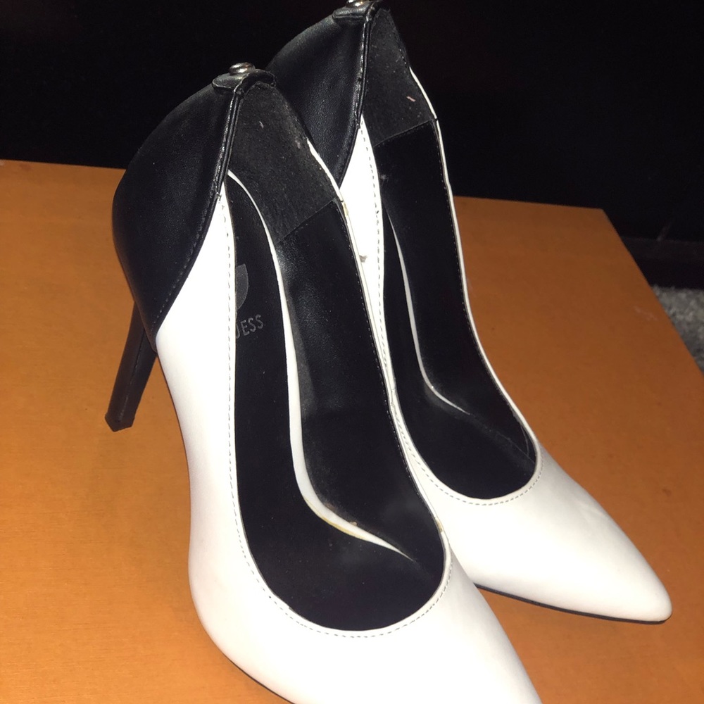 Heels G by guess